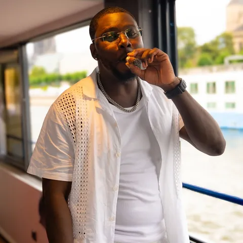 Boat "All White Everything"